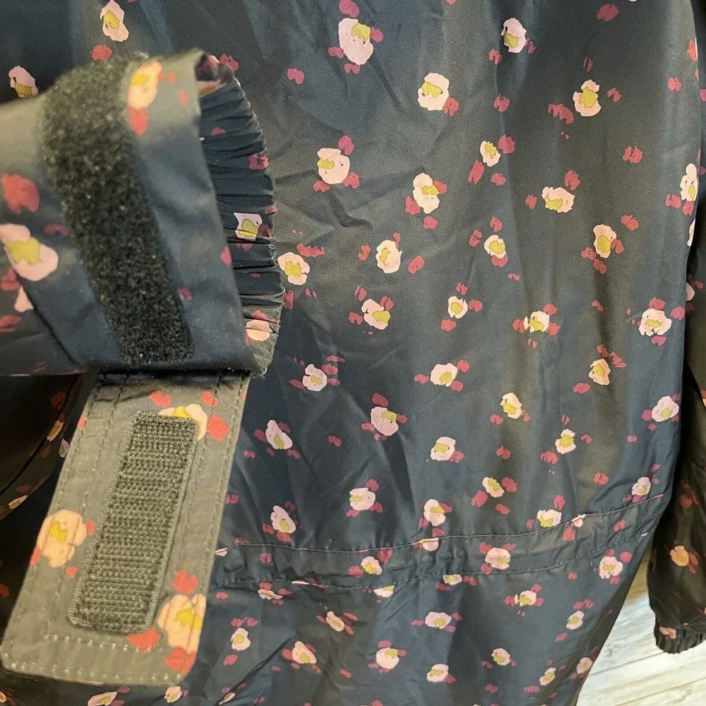 CAbi Womens Size M‎ Jacket Rainy Day Black Pink Floral Hooded Reflective 4115